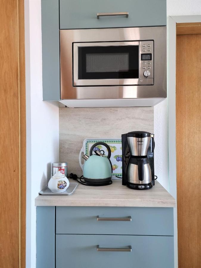 Apartment Bayreuth, 4 Zimmer Ferienwohnung im Haus mit Kunst, WLAN, Küche, Parkplatz Exterior foto