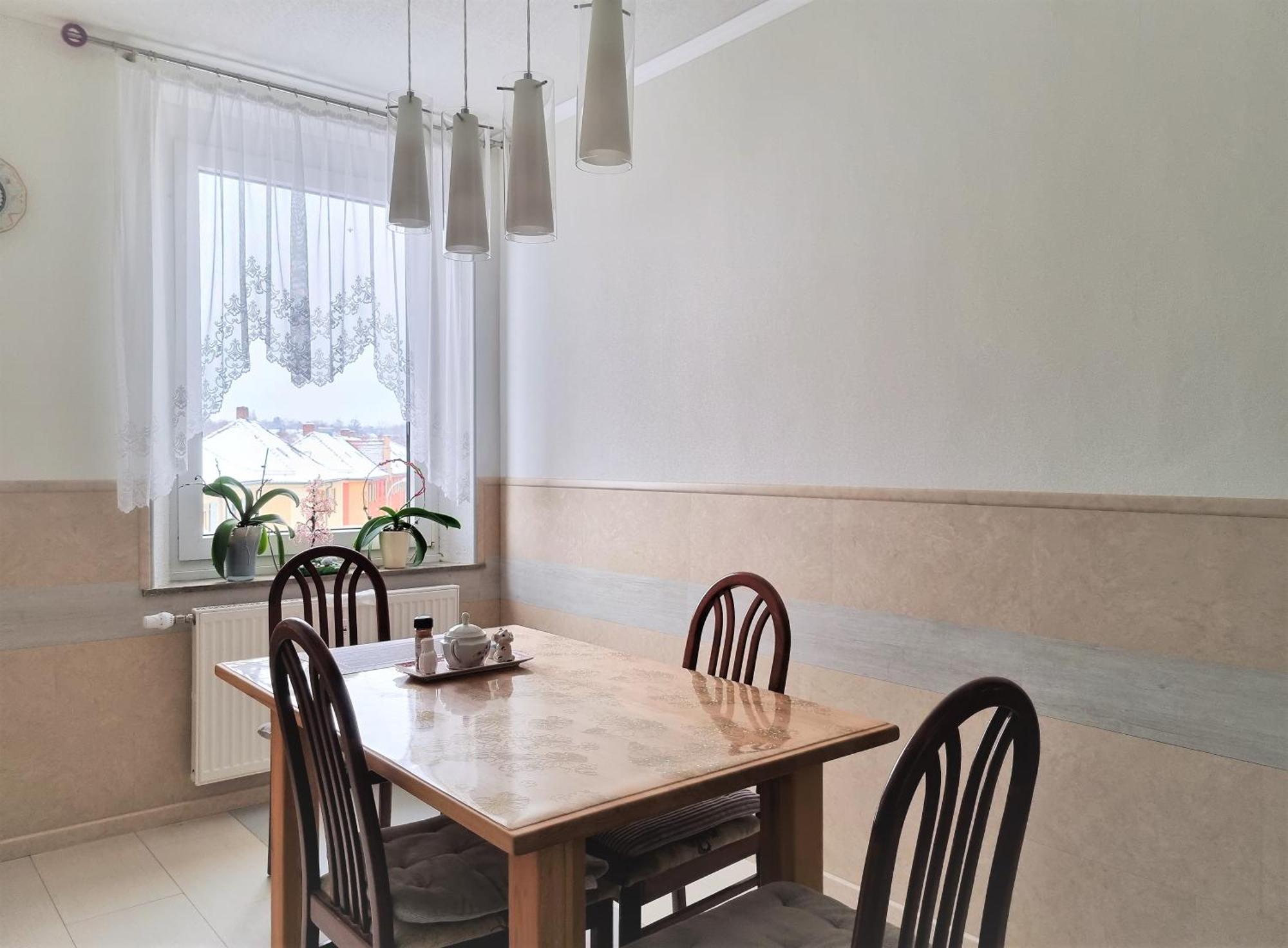 Apartment Bayreuth, 4 Zimmer Ferienwohnung im Haus mit Kunst, WLAN, Küche, Parkplatz Exterior foto