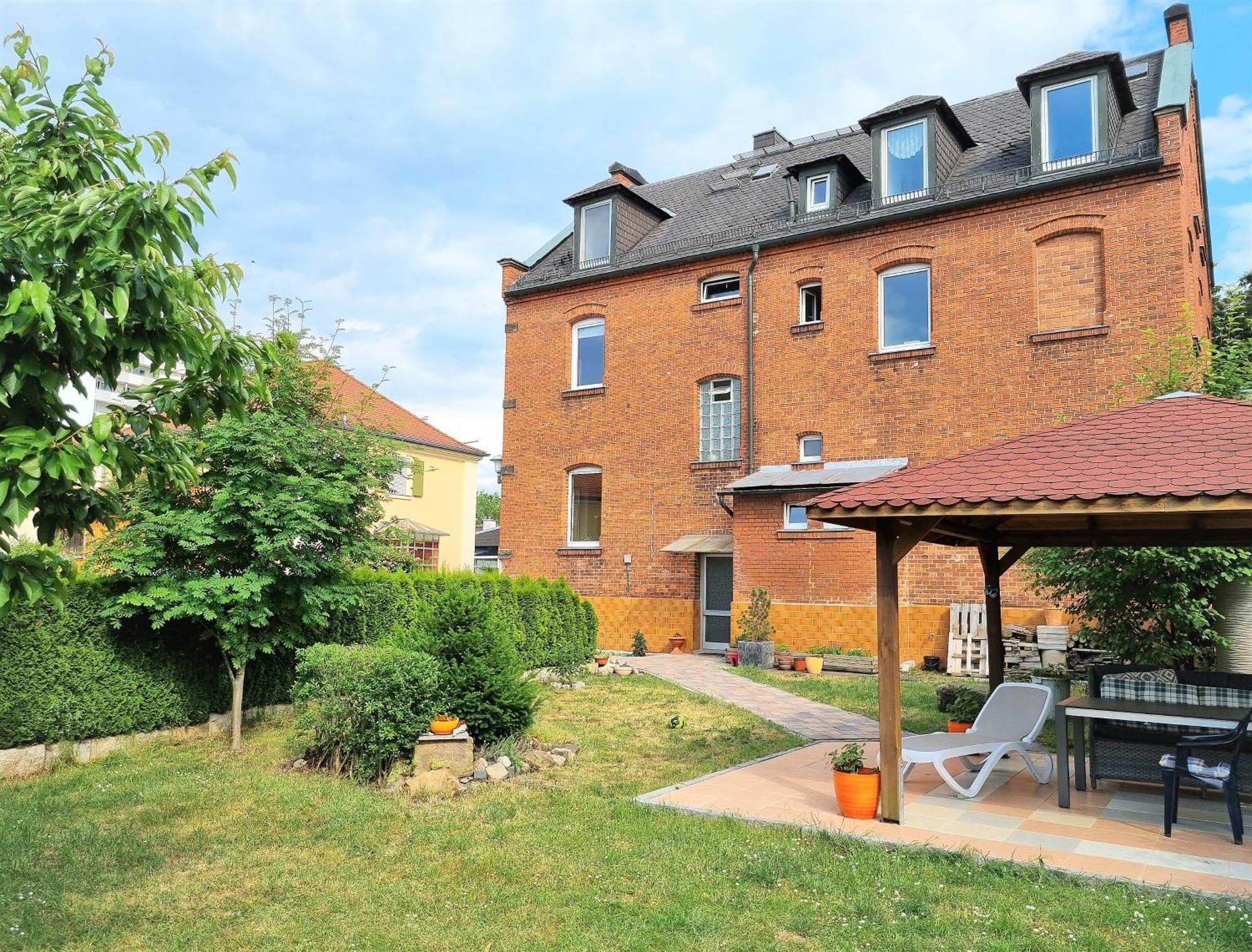 Apartment Bayreuth, 4 Zimmer Ferienwohnung im Haus mit Kunst, WLAN, Küche, Parkplatz Exterior foto